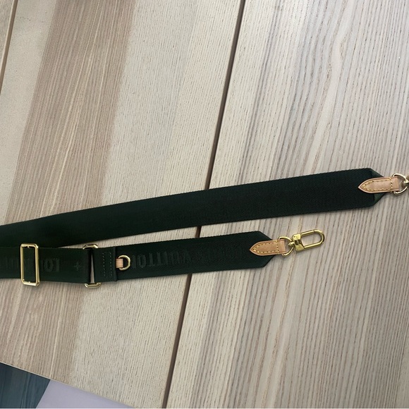 Lv multi pochette strap only - Picture 4 of 5